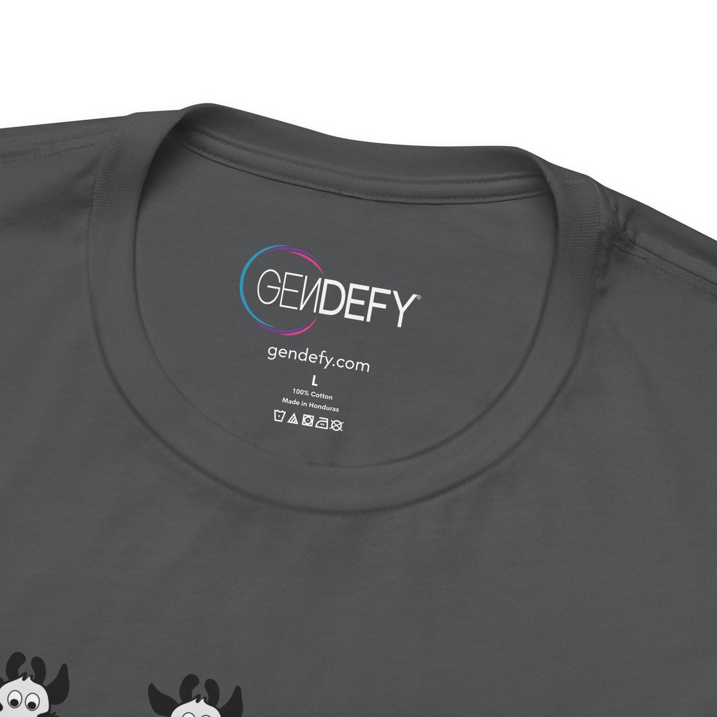 Giraffe - Stand Out From the Herd | Adult Tee