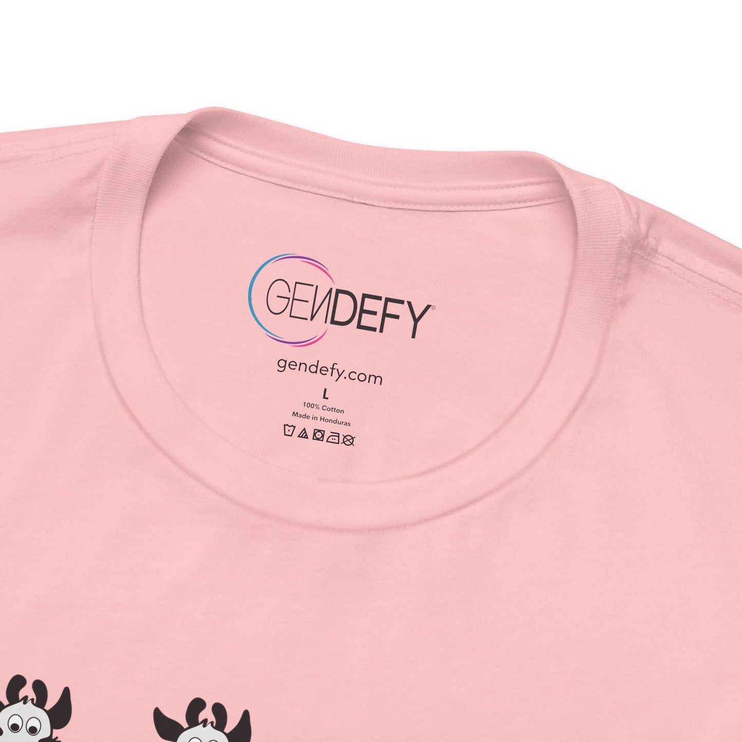 Giraffe - Stand Out From the Herd | Adult Tee