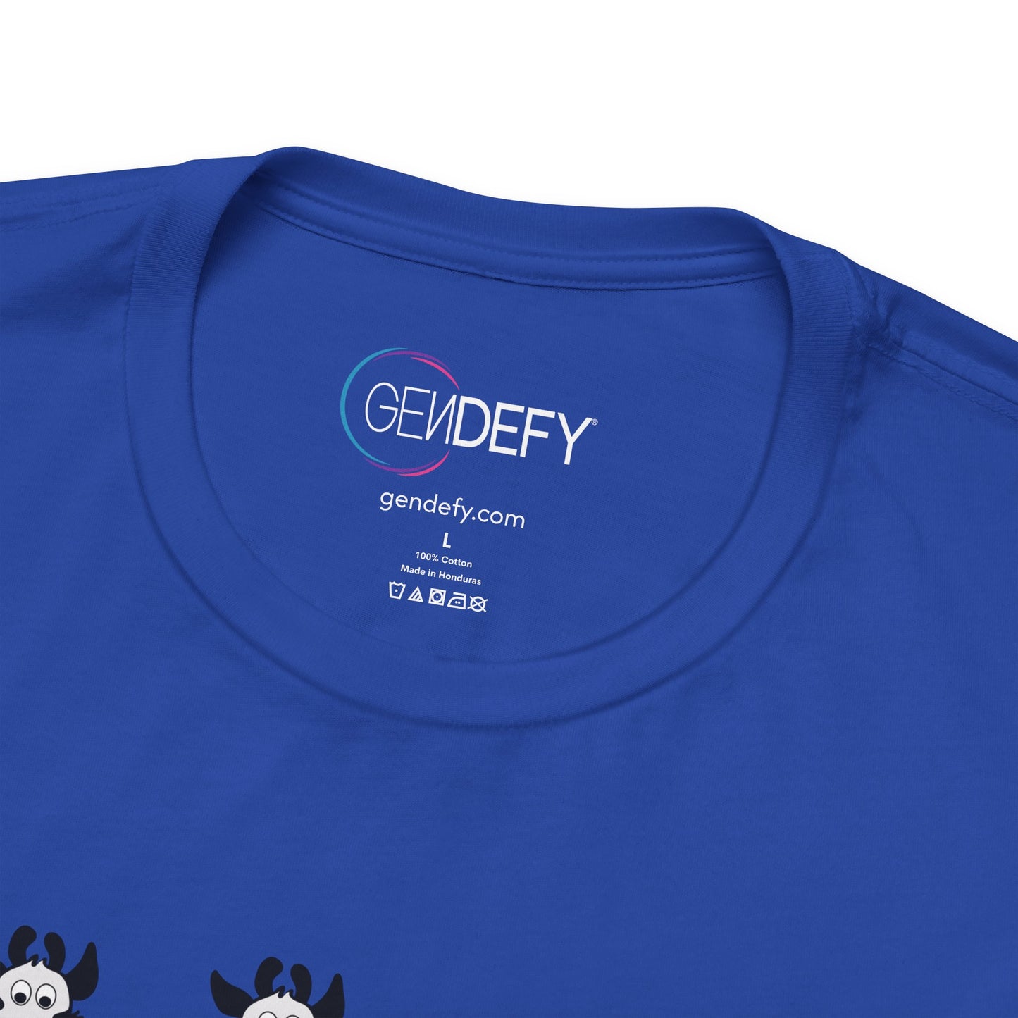 Giraffe - Stand Out From the Herd | Adult Tee
